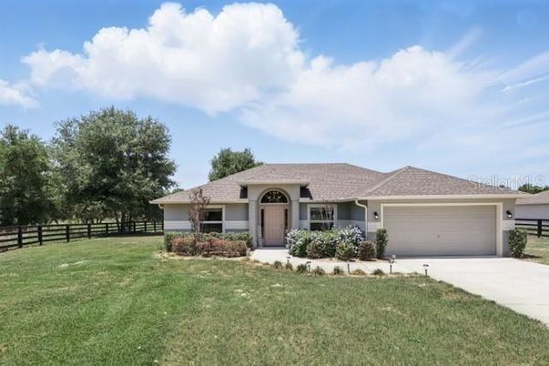 Attached, Backyard, Exterior, Facade, Ranch