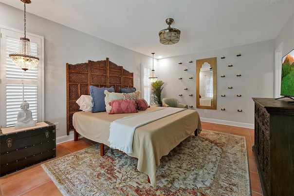 Bedroom, Interior, Pendant Lights