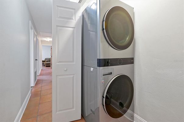 Interior, Utility Closets, Washer