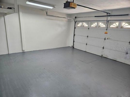 Garage, Interior