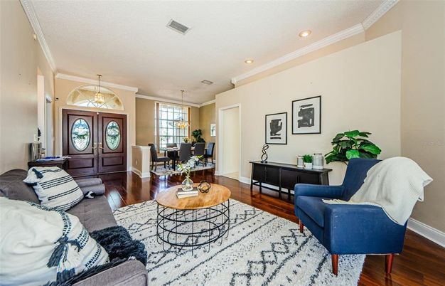 Dining room, Interior, Living room, Pendant Lights, Recessed Lighting, Wood Texture Flooring
