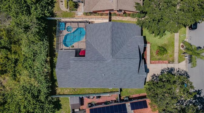 Exterior, Drone