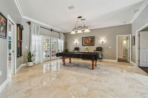 Chandelier, Interior, Pendant Lights, Piano