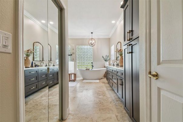 Bathroom, Dual Sink Vanities, Free Standing Baths, Interior, Pendant Lights, Recessed Lighting