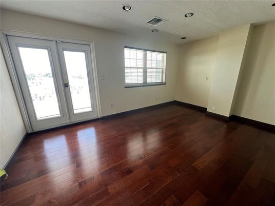 Empty room, Interior, Recessed Lighting, Wood Texture Flooring