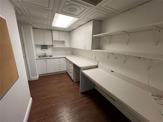Interior, Kitchen, Recessed Lighting, Wood Texture Flooring