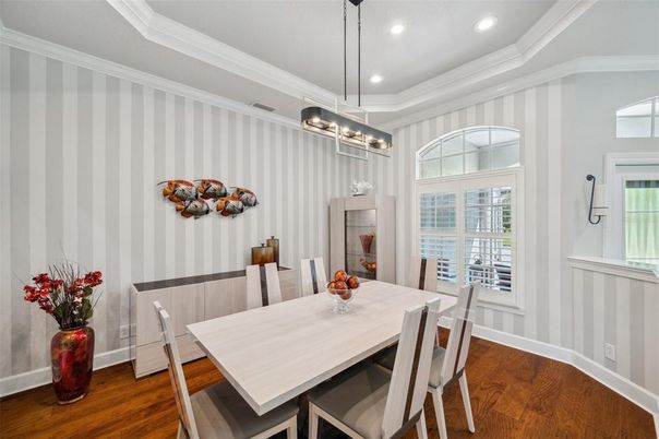 Dining room, Interior, Pendant Lights, Recessed Lighting, Wood Texture Flooring