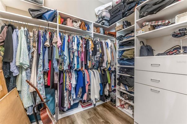 Interior, Walk-in Closets, Wood Texture Flooring