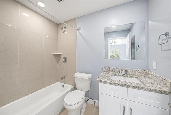 Bathroom, Interior, Recessed Lighting