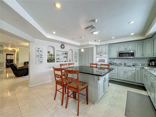 Dining room, Interior, Kitchen, Pendant Lights, Recessed Lighting