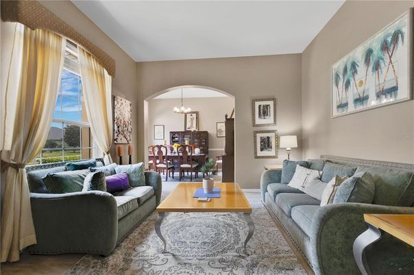 Chandelier, Dining room, Interior, Living room