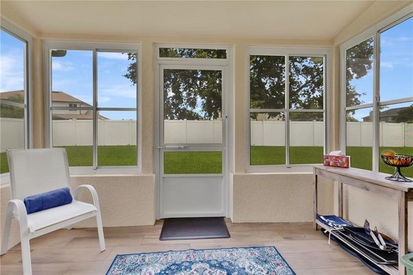 Interior, Sun Room, Water, Wood Texture Flooring