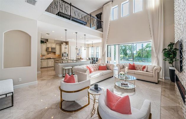 Interior, Kitchen, Living room, Pendant Lights, Recessed Lighting, Stainless Steel Appliances