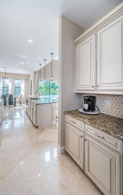 Dining room, Interior, Kitchen, Pendant Lights, Recessed Lighting