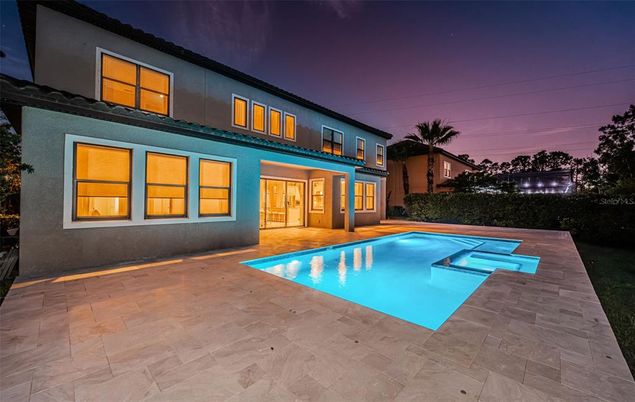 Exterior, Pool