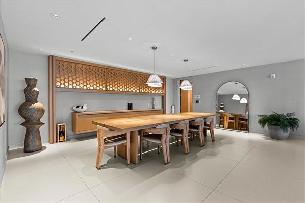 Dining room, Interior, Pendant Lights, Recessed Lighting