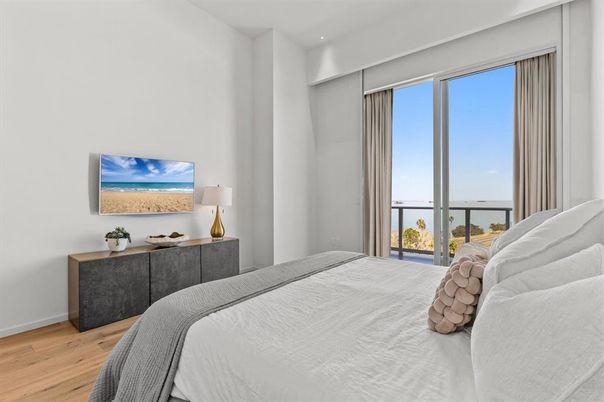 Bedroom, Interior, Water, Wood Texture Flooring