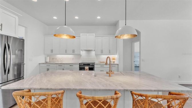 Interior, Kitchen, Pendant Lights, Recessed Lighting, Stainless Steel Appliances