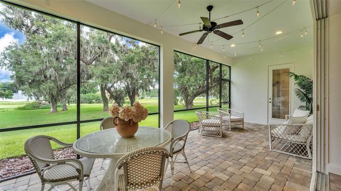 Interior, Recessed Lighting, Sun Room