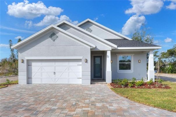 Attached, Exterior, Facade, American Craftsman