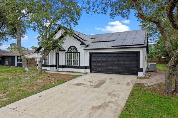Attached, Exterior, Facade, Solar Panels, Brick Traditional