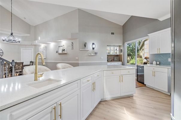 Dining room, Interior, Kitchen, Pendant Lights, Wood Texture Flooring