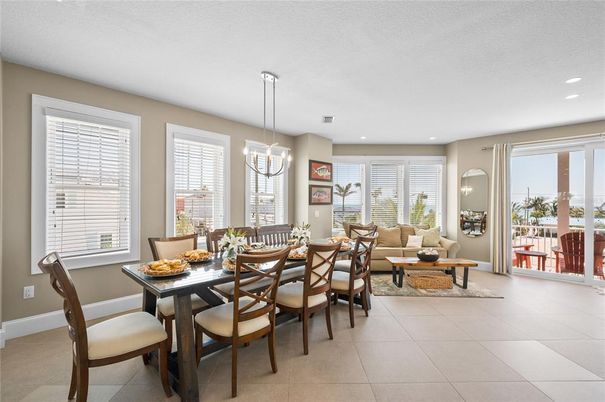Dining room, Interior, Living room, Pendant Lights, Recessed Lighting