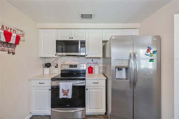 Interior, Kitchen, Stainless Steel Appliances
