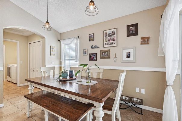 Dining room, Interior, Pendant Lights