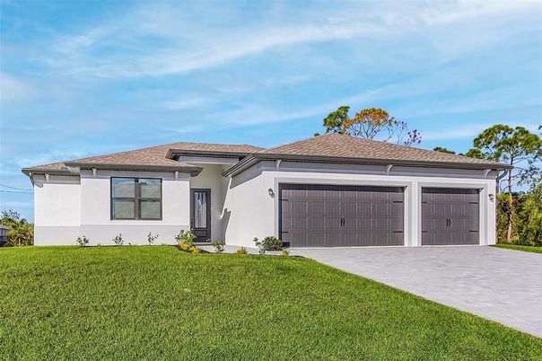 Attached, Exterior, Facade, Ranch