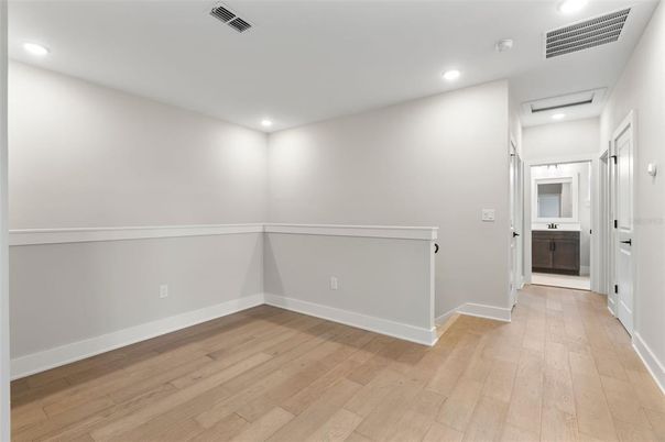 Empty room, Interior, Recessed Lighting, Wood Texture Flooring