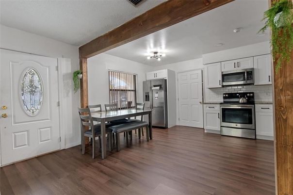 Dining room, Interior, Kitchen, Stainless Steel Appliances, Wooden Beams, Wood Texture Flooring