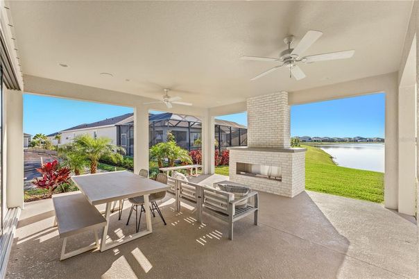 Exterior, Fireplace, Water