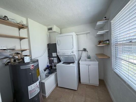 Interior, Utility Closets, Washer