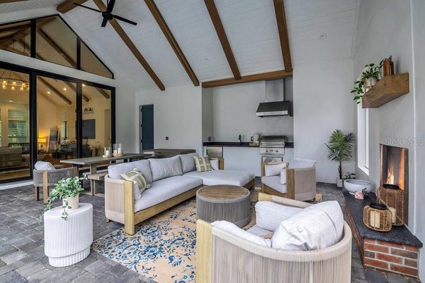 Dining room, Exterior, Fireplace, Living room