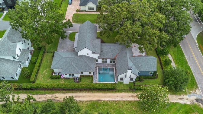 Exterior, Drone