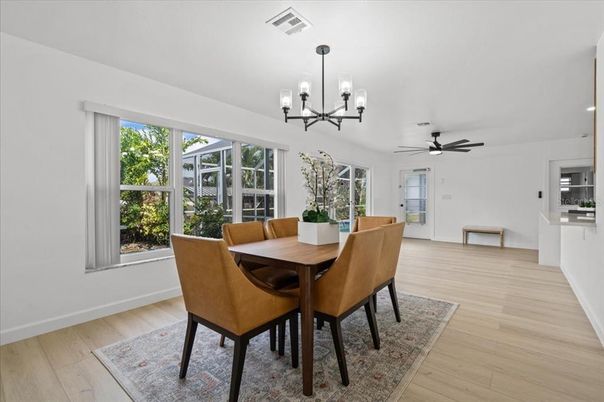 Chandelier, Dining room, Interior, Recessed Lighting, Wood Texture Flooring