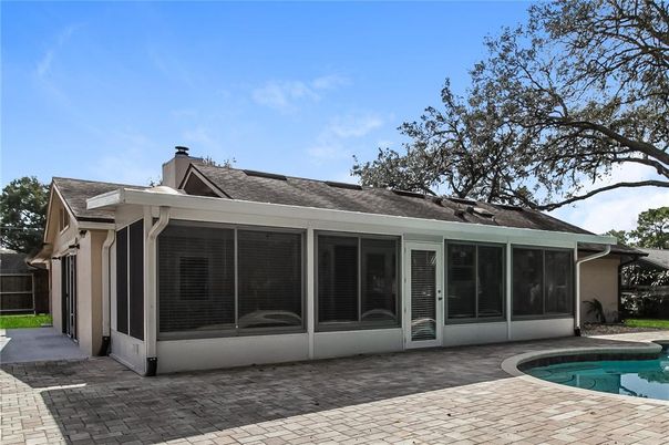 Exterior, Pool