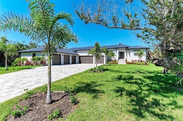 Attached, Backyard, Exterior, Facade, Ranch