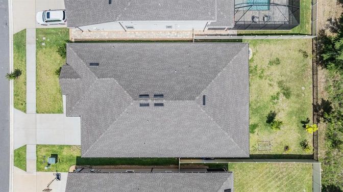Exterior, Drone