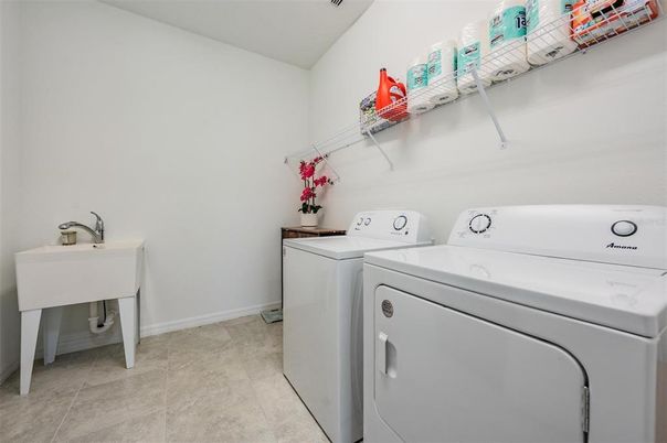 Interior, Washer