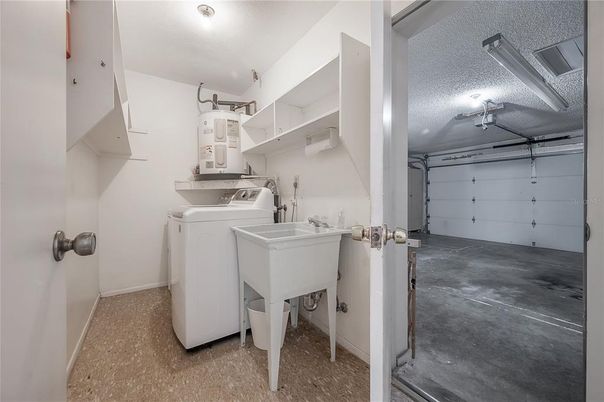 Garage, Interior, Washer