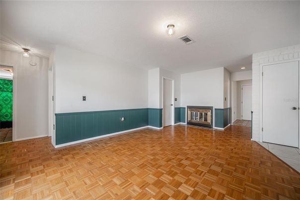 Empty room, Interior, Recessed Lighting, Wood Texture Flooring