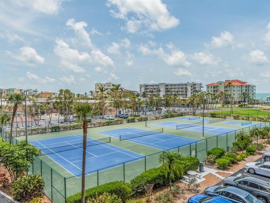 Exterior, Tennis Courts