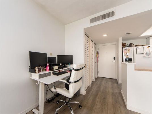 Home Office, Interior, Recessed Lighting, Wood Texture Flooring