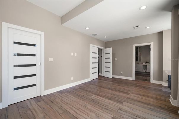 Empty room, Interior, Recessed Lighting, Wood Texture Flooring