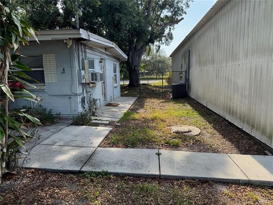 Backyard, Exterior