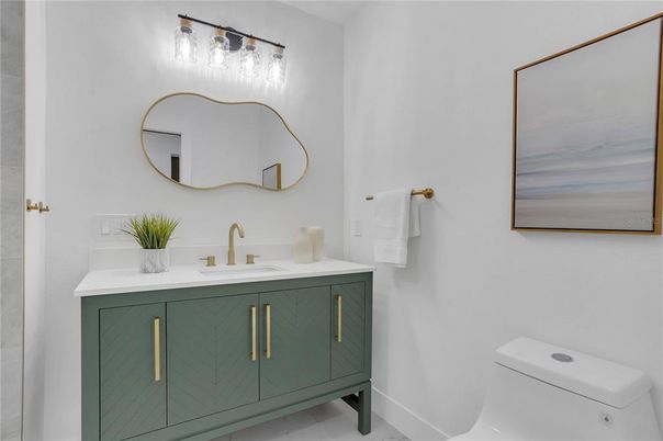 Bathroom, Dual Sink Vanities, Interior