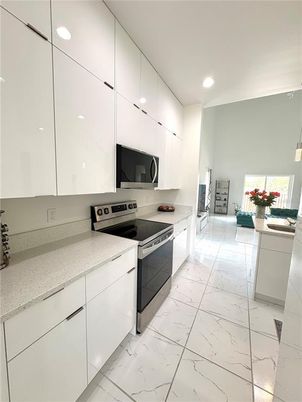Interior, Kitchen, Marble, Recessed Lighting