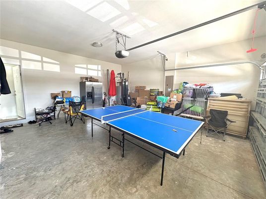 Game Room, Interior